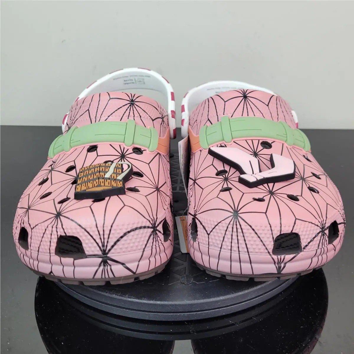 Crocs shoes - Demon Slayer Nezuko - Demon Slayer Nezuko - Pink 0