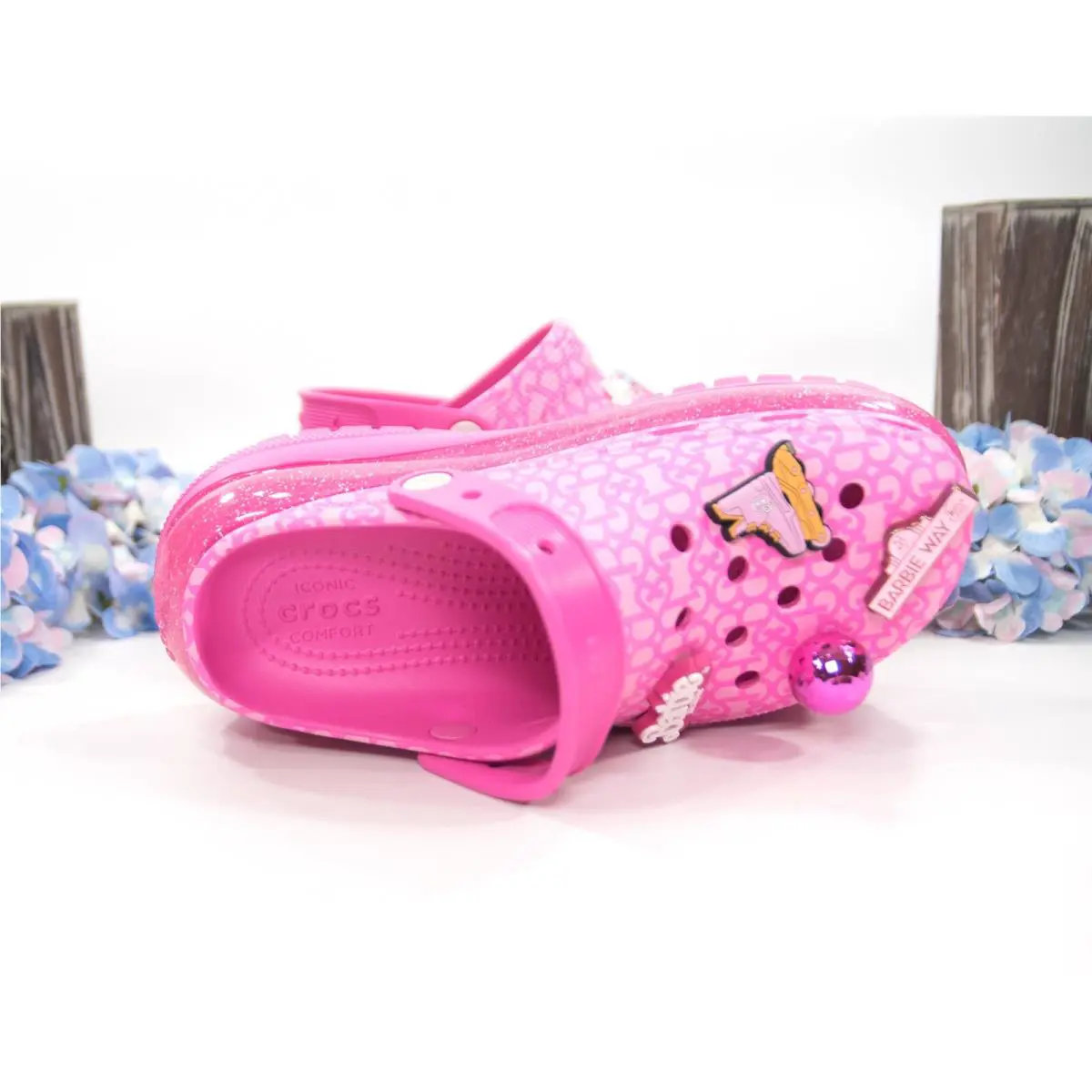 Crocs shoes - Pink (UPC: 196265476756) 4