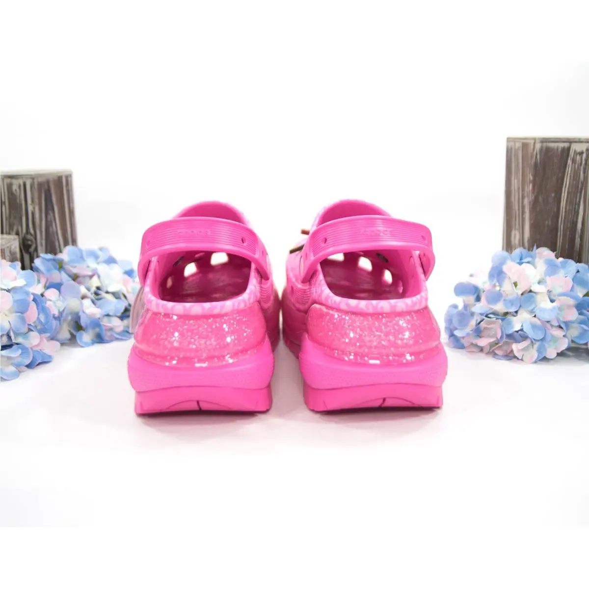 Crocs shoes - Pink (UPC: 196265476756) 5