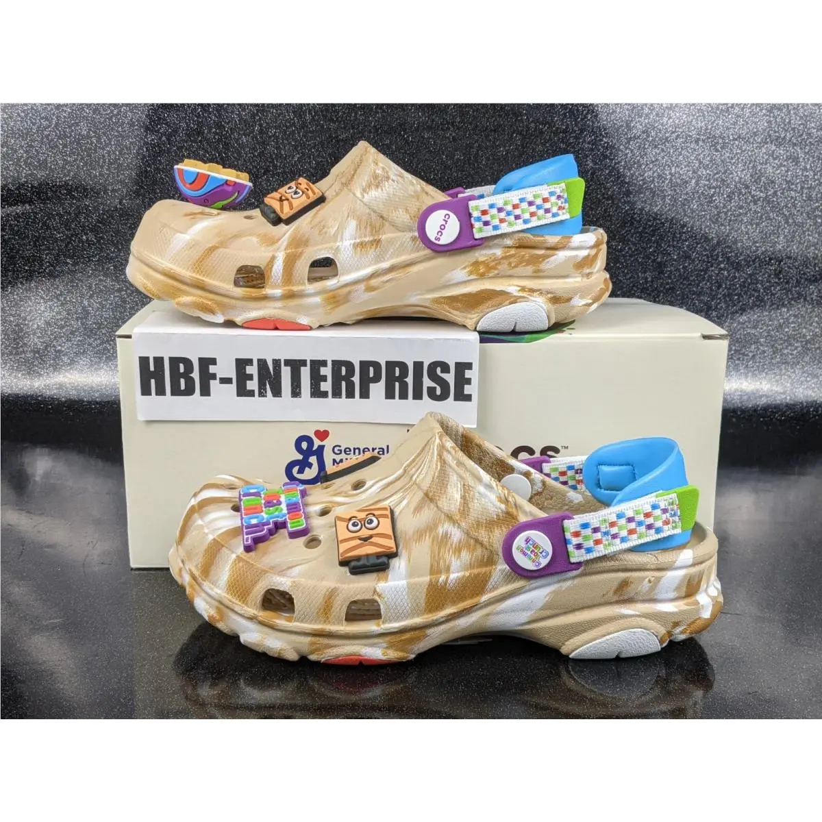 Crocs shoes - Cinnamon Toast Crunch Crocs - Cinnamon Toast Crunch - 207925-2E9 - Multicolor 0