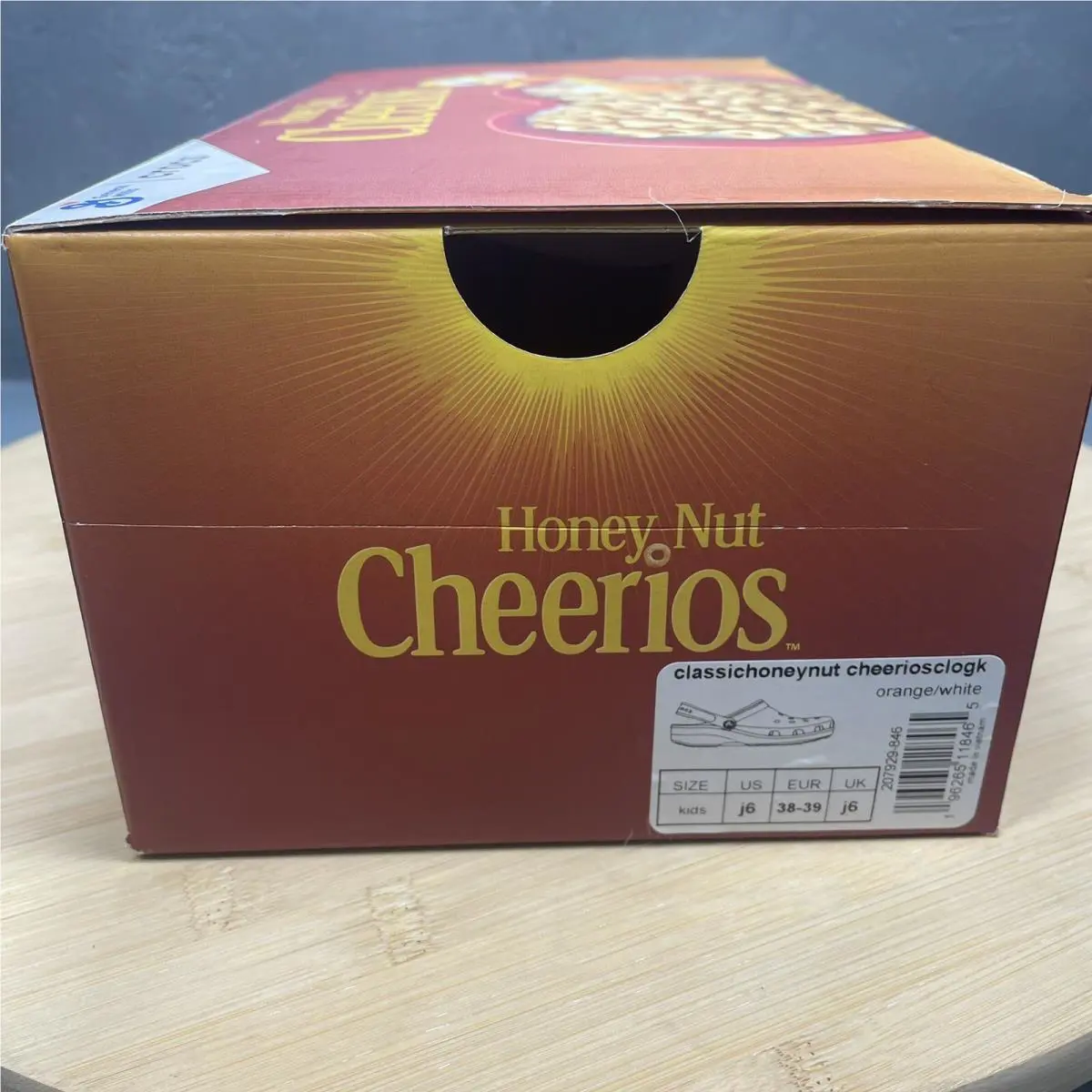 Crocs shoes - Crocs Honeynut Cheerios - Honeynut Cheerios - Yellow 9