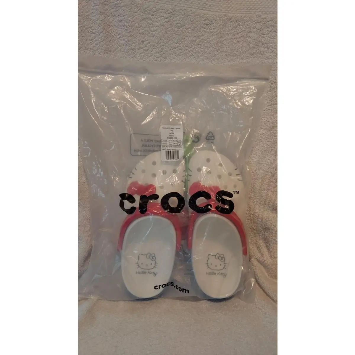 Crocs Hello Kitty Classic Clogs Women Sz 9 / Men Sz 7 White Red Blue