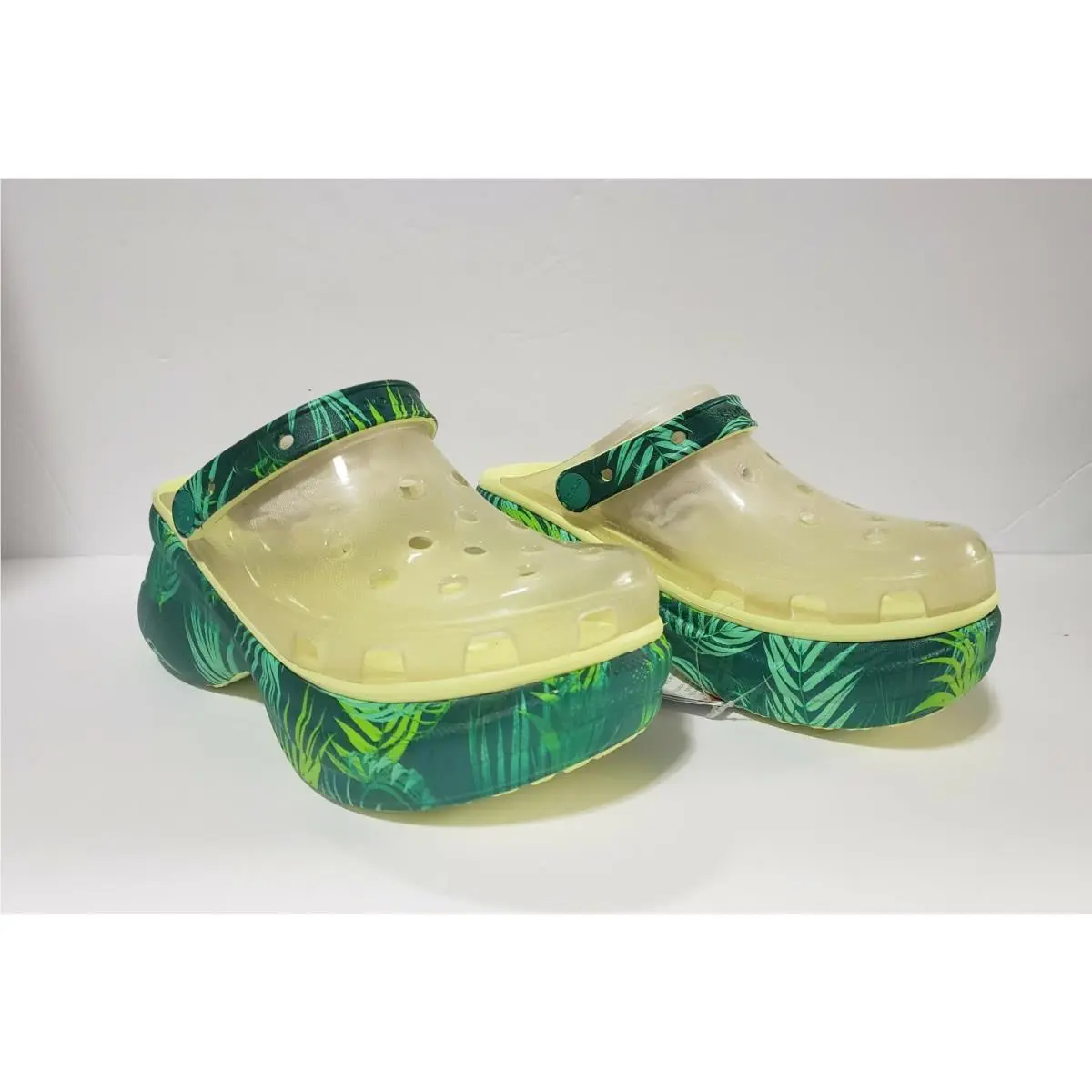 Crocs shoes - Crocs Bae - Bae - Pale Yellow Green 0