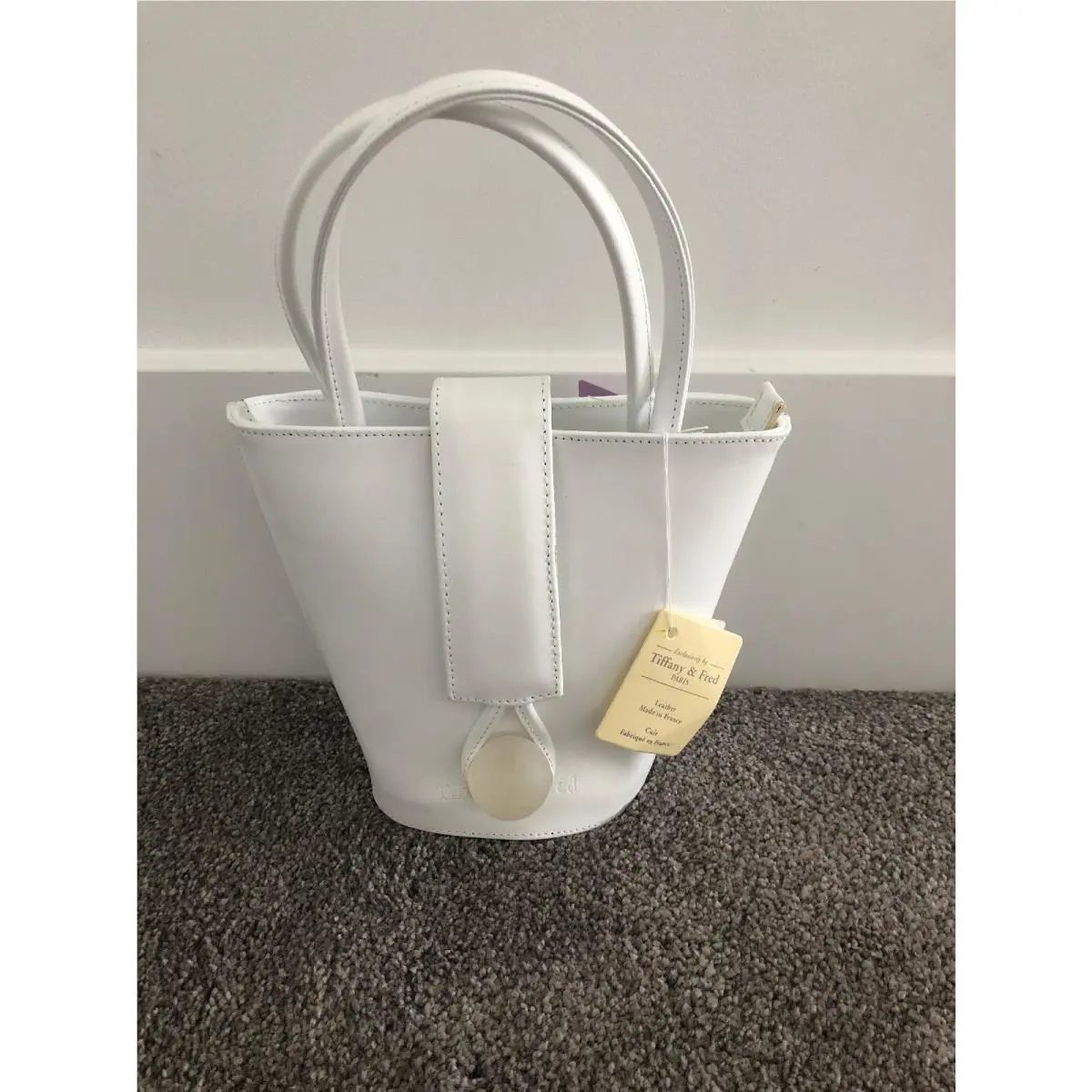 Tiffany Fred Paris White Leather Small Bucket Purse / Handbag. TF920