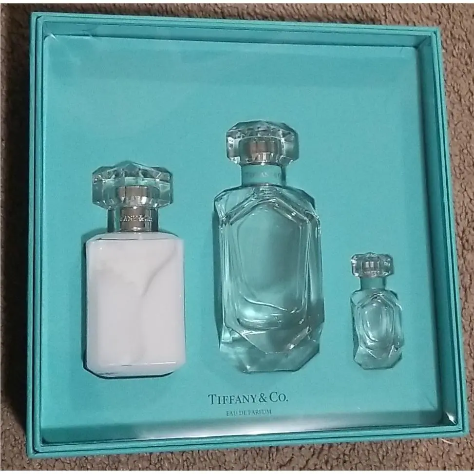 Tiffany Co. 3 Piece Gift Set Eau DE Parfum Spray 75 ML/2.5 Fl.oz by Tiffany & Co.