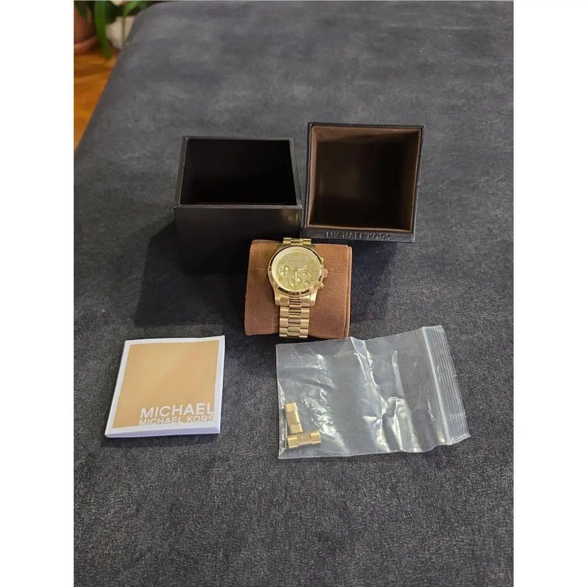 Michael Kors Womens Watch Gold SS Bracelet Chrono Midsize Runway MK5055