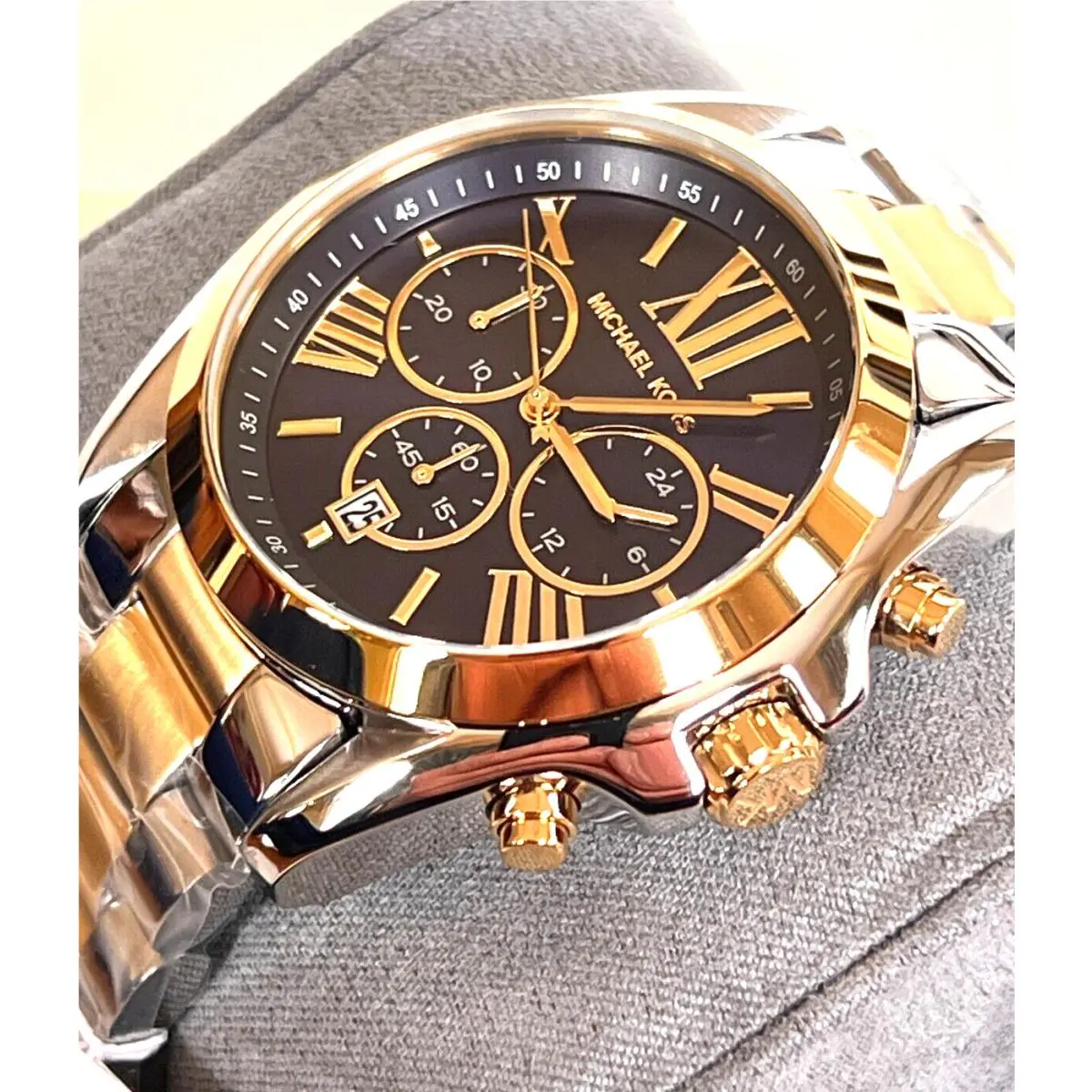 Michael Kors MK5976 Bradshaw Chronograph Blue Dial Watch Gift Box