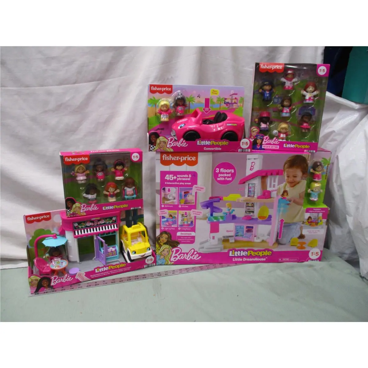 Fisher Price Little People Barbie Dreamhouse Ultra Super Set Combo Pack Toy