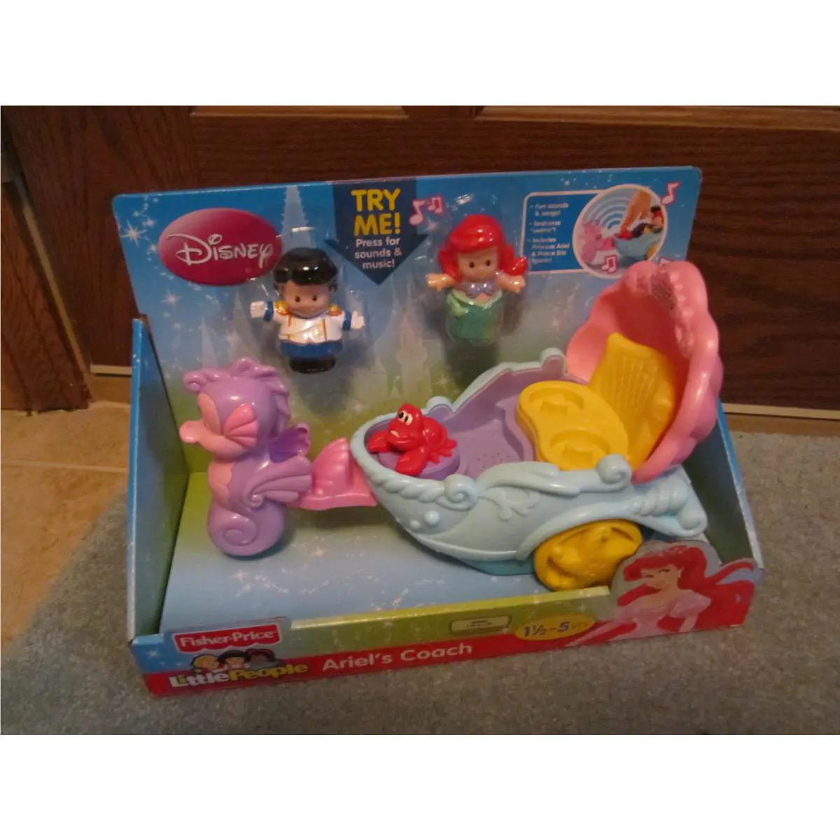 Fisher Price Little People Princess Songs Palace Coach Ariel Eric Sebastian