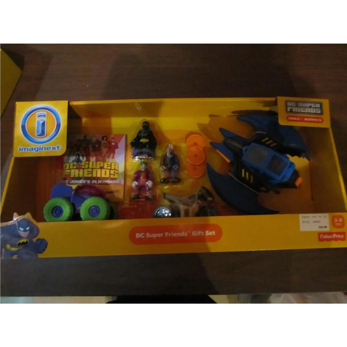 Fisher Price Imaginext DC Super Friends Gift Set Two Face Joker Batman Batwing
