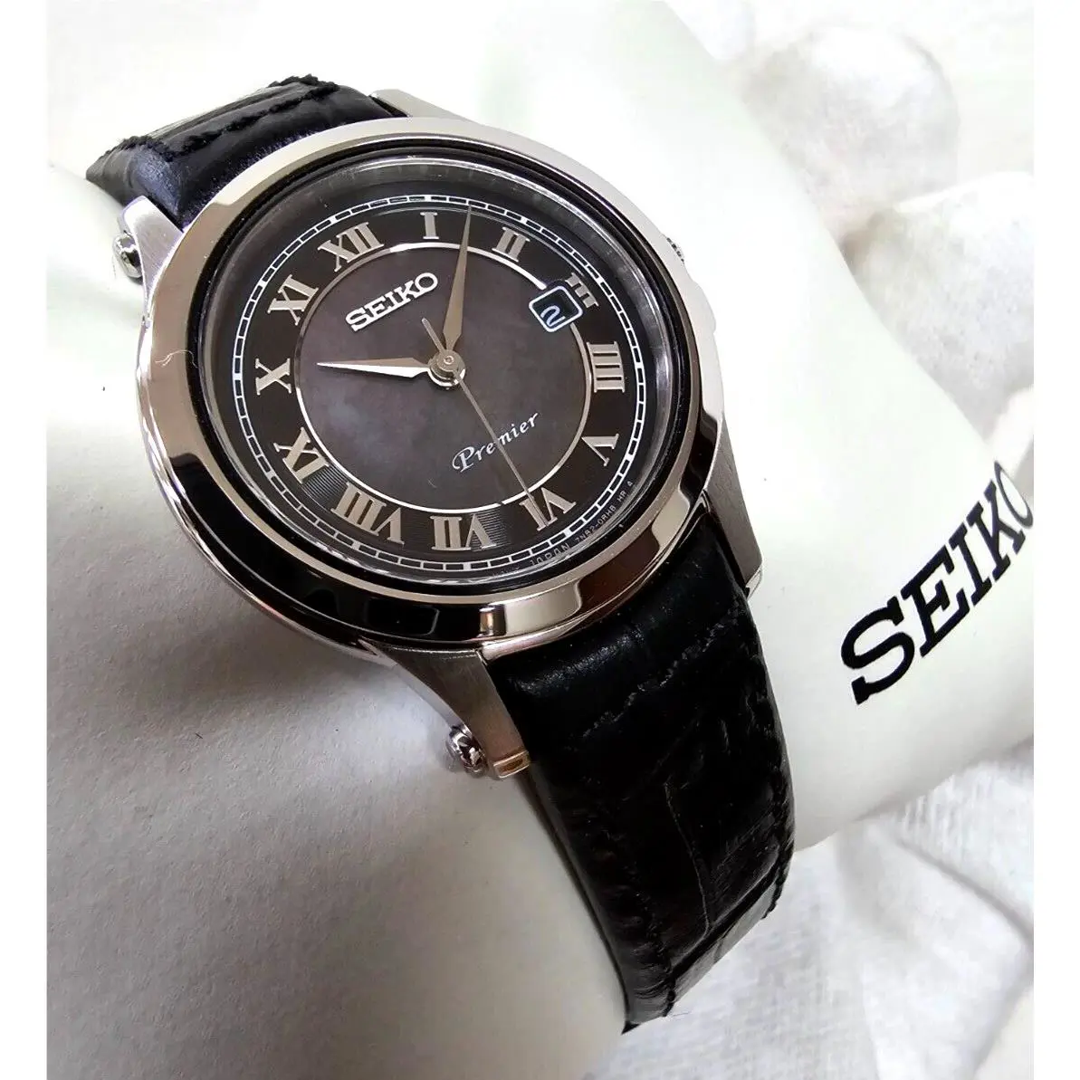 Seiko Premier Quartz 28mm Mother Of Pearl Leather Women`s Watch SXDE05P1