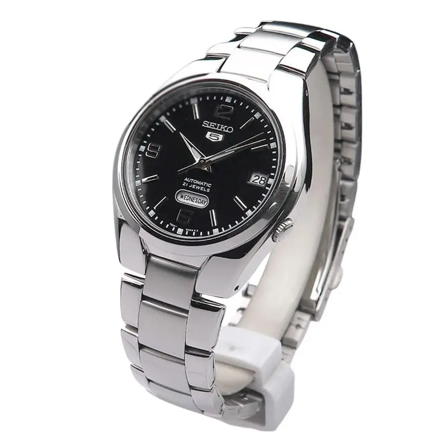 Seiko 5 Black Dial Silver Stainless Steel Band Automatic SNK623K1 Men`s Watch
