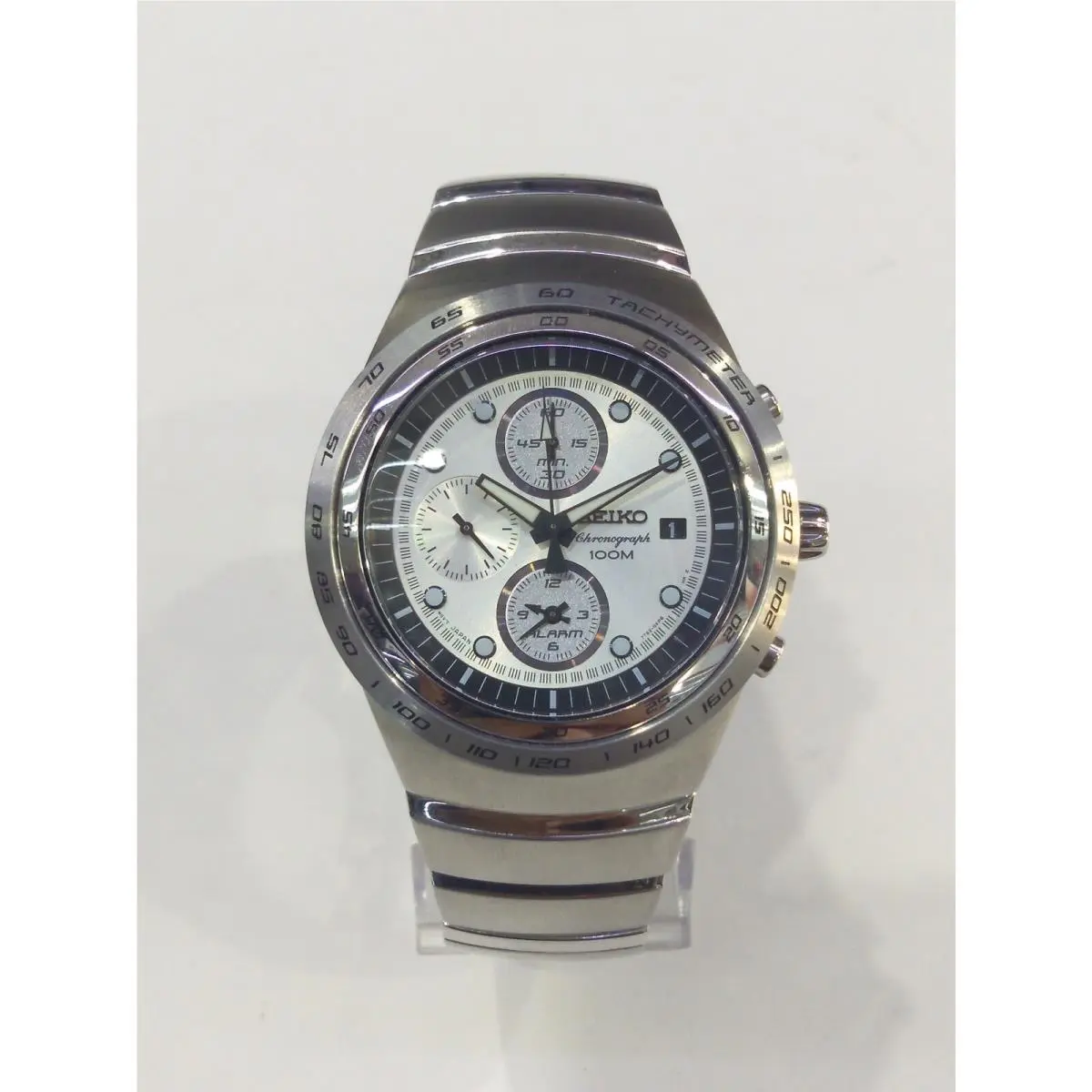 Seiko Men`s SNAA81P1 Silver Stainless Steel Chronograph Quartz 100M Sports Watch