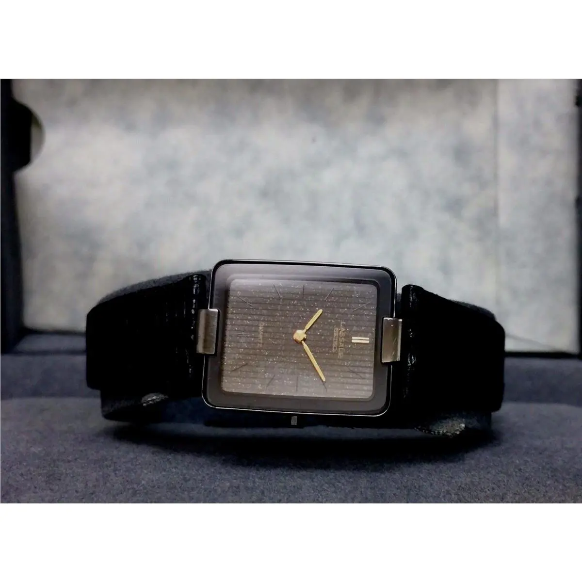 Nos 1980`s Seiko Lassale Ladies Leather Watch Ref. CTQX73