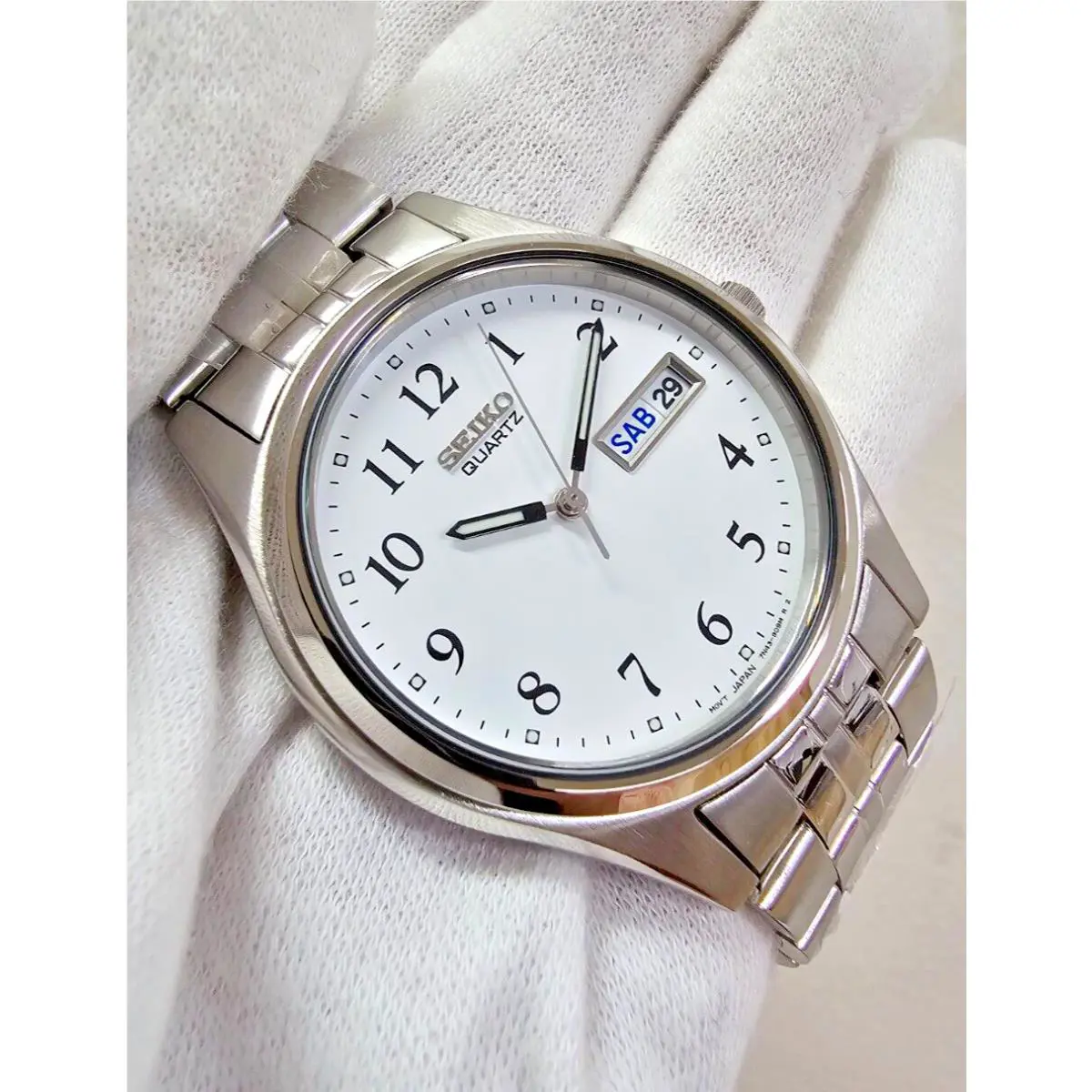 Seiko Quartz 39MM Stainless Steel Men`s Watch SGF365P5