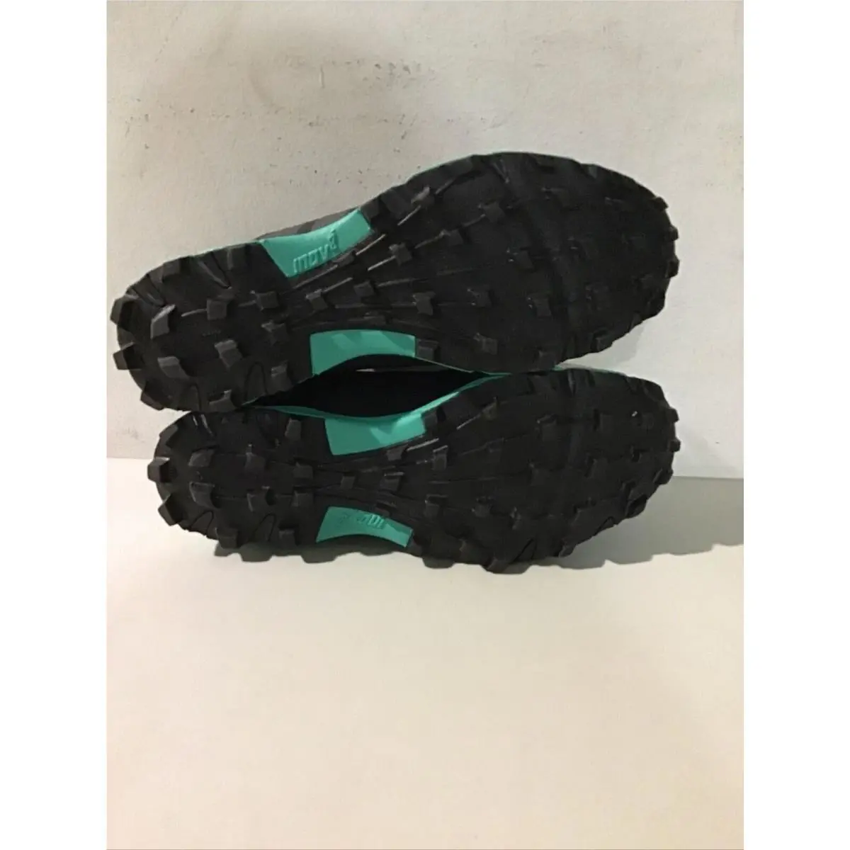 inov-8 shoes - Black 7