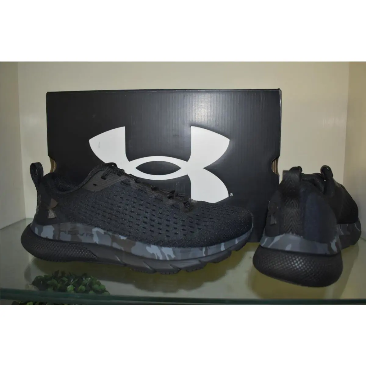 Under Armour shoes - Under Armour HOVR Turbulence - HOVR Turbulence - 3025503-001 - Black 1