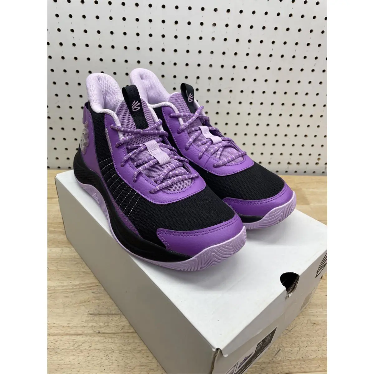 Under Armour shoes - Under Armour Curry 327 - Curry - 3026622-500 - Purple/Black/Violet/Noir 12
