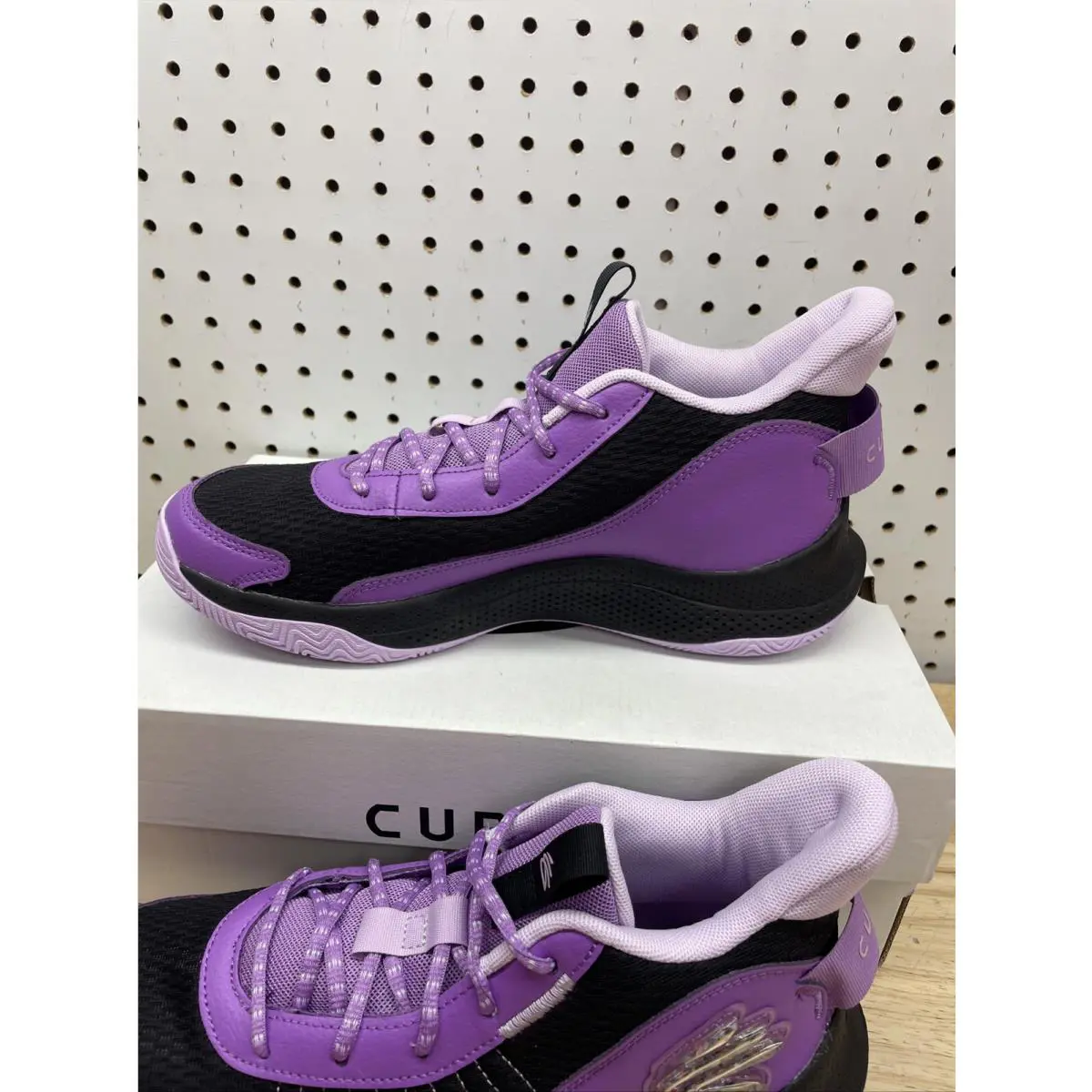 Under Armour shoes - Under Armour Curry 327 - Curry - 3026622-500 - Purple/Black/Violet/Noir 19