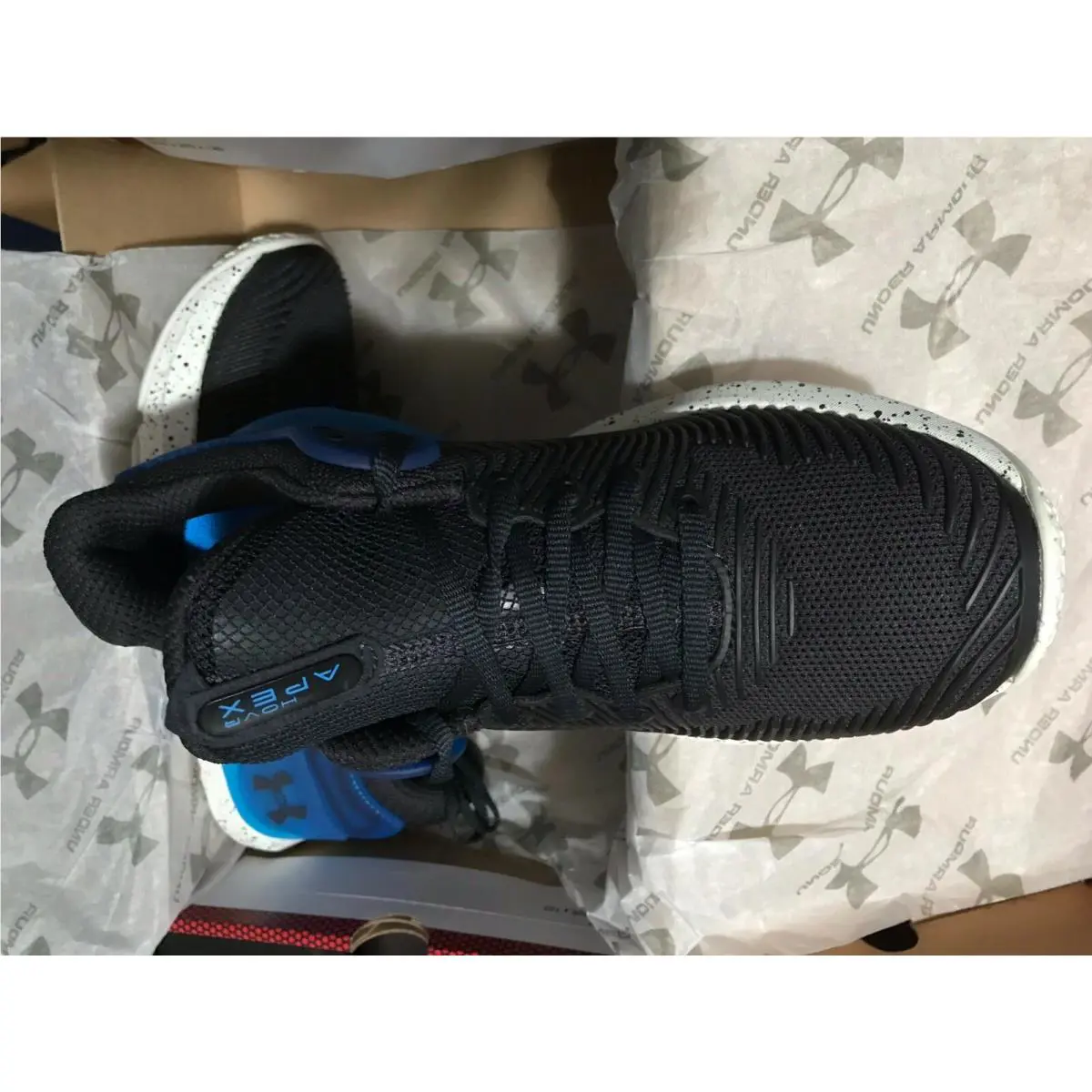 Under Armour shoes - Under Armour HOVR APEX 2 - 3023007-500 - BLACK/BLUE 10