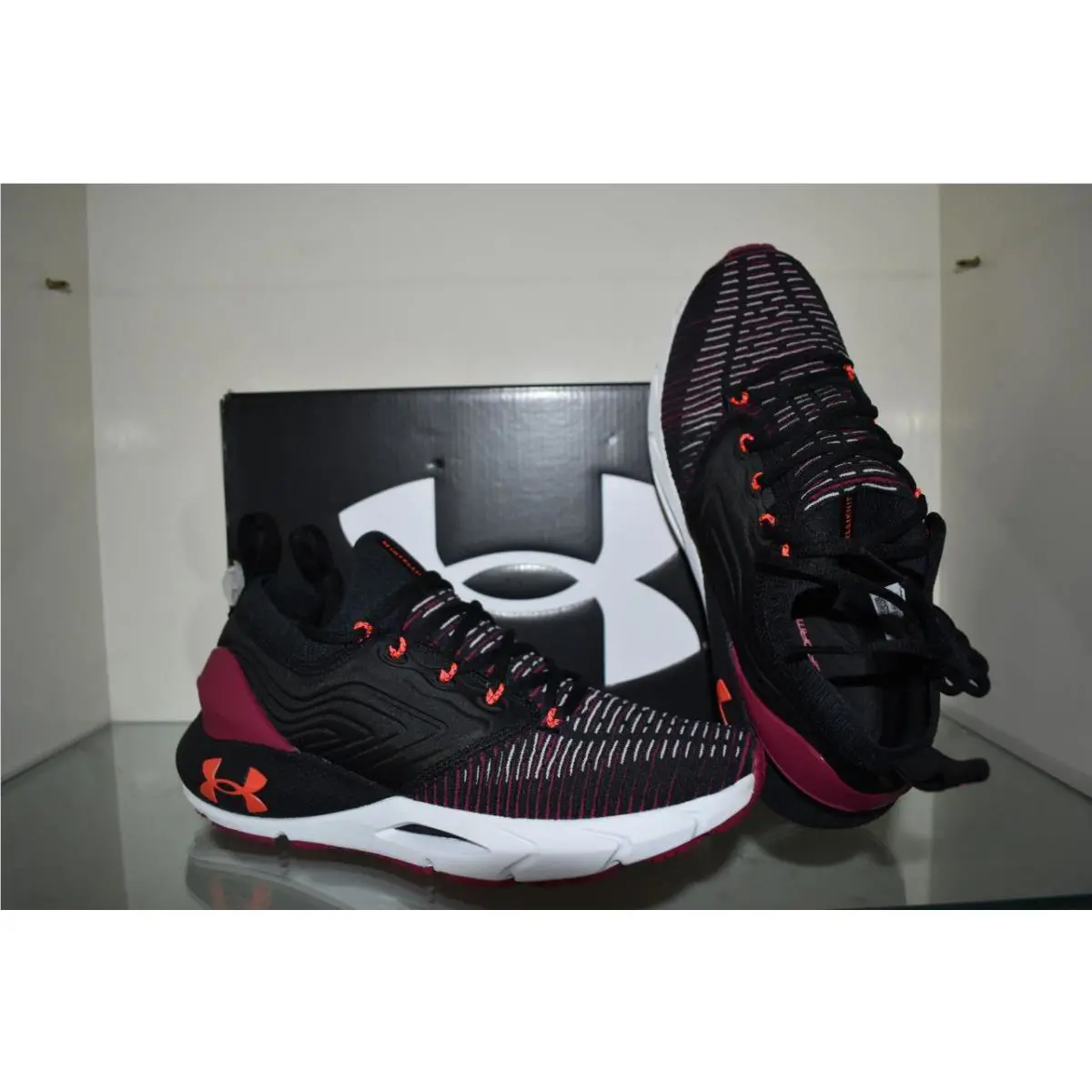 Under Armour shoes - UA HOVR™ Phantom 2 IntelliKnit - 3024155 006 - Black 0