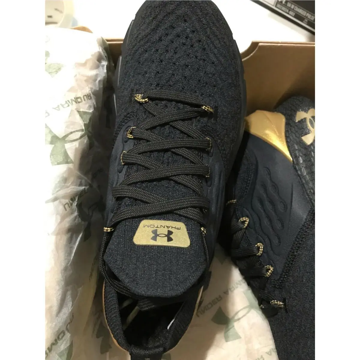 Under Armour shoes - UNDER ARMOUR HOVR PHANTOM 2 MTLC - 3023903-001 - Black/Gold METALLIC 16