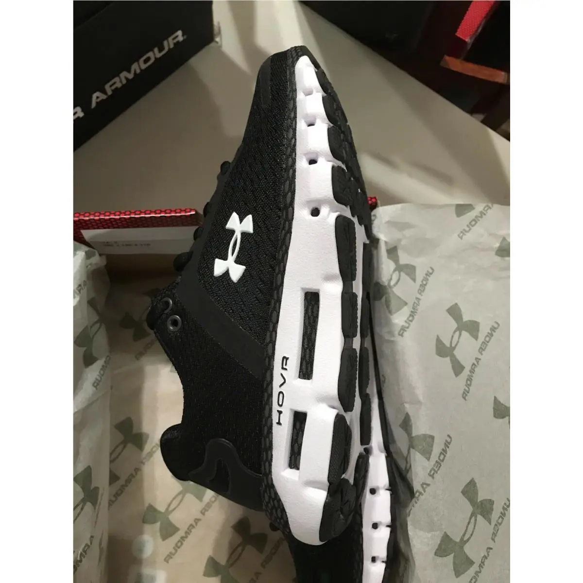 Under Armour shoes - UNDER ARMOUR HOVR INFINITE 2 - 3022597-001 - Black/White 9