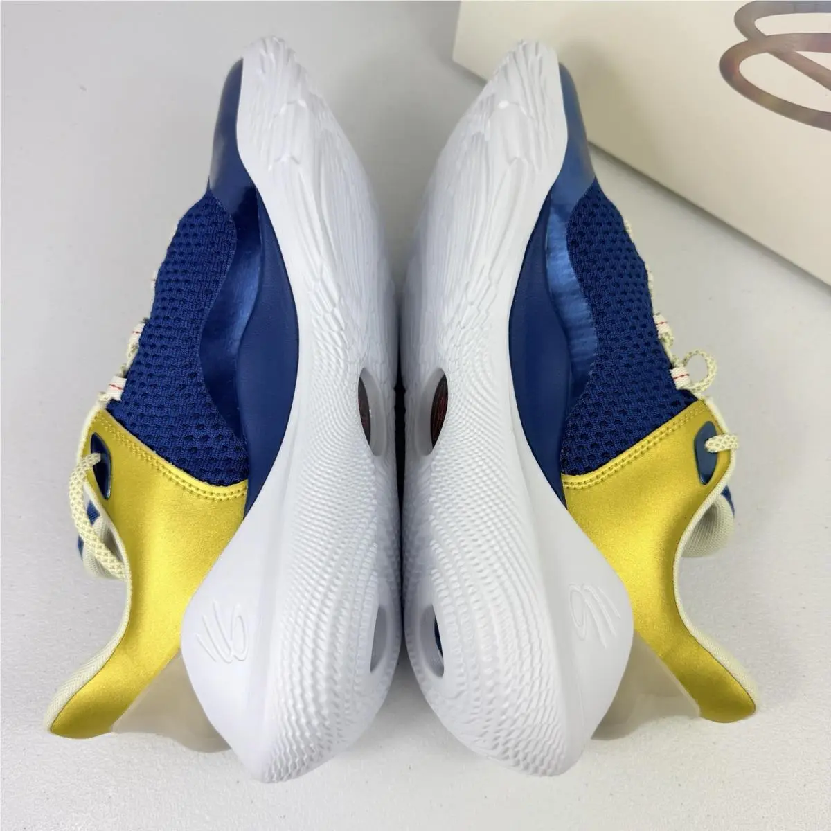 Under Armour shoes - Under Armour Curry Flow - Curry Flow - 3026617-300 - Gold 4