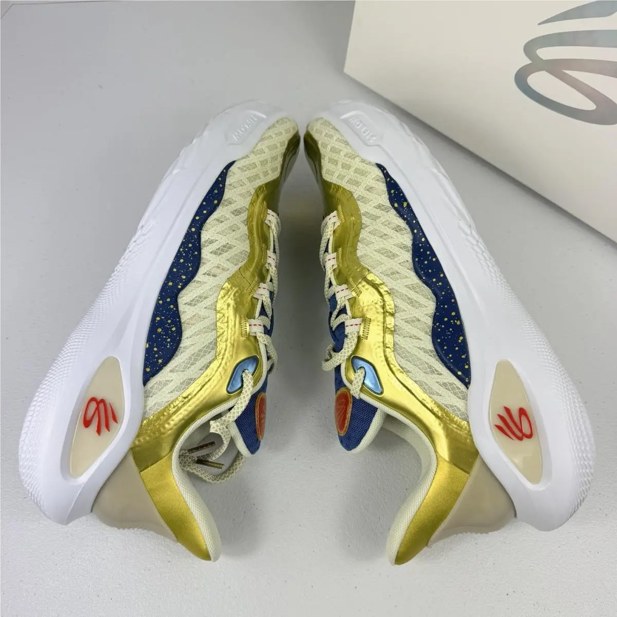 Under Armour shoes - Under Armour Curry Flow - Curry Flow - 3026617-300 - Gold 6