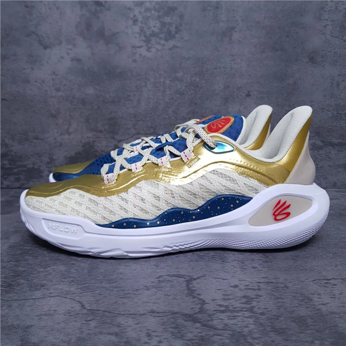 Under Armour Curry Flow 11 Champion Mindset Basketball Shoes Mens 8 Gold Blue