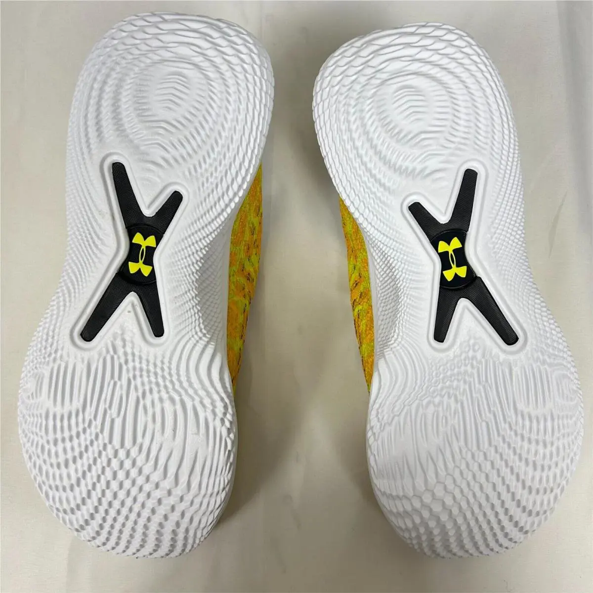 Under Armour shoes - Under Armour Curry 10 - Curry - 3026272-700 - Yellow 5