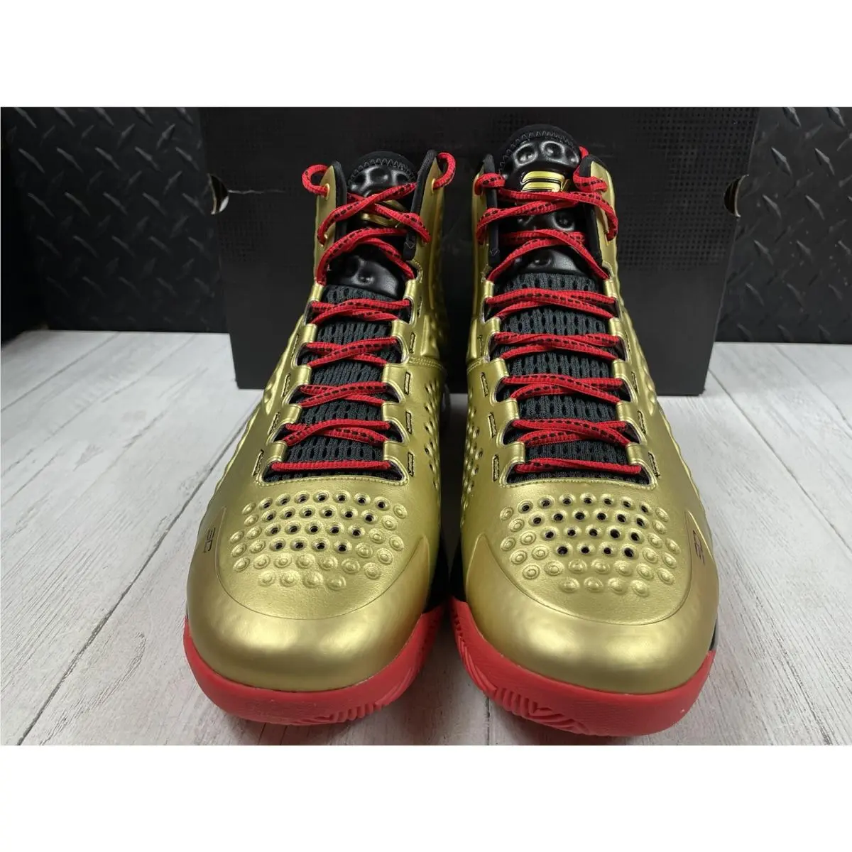 Under Armour shoes - Under armour Curry 1 - Curry - 3026048900 - Gold (UPC: 0195253239366) 2