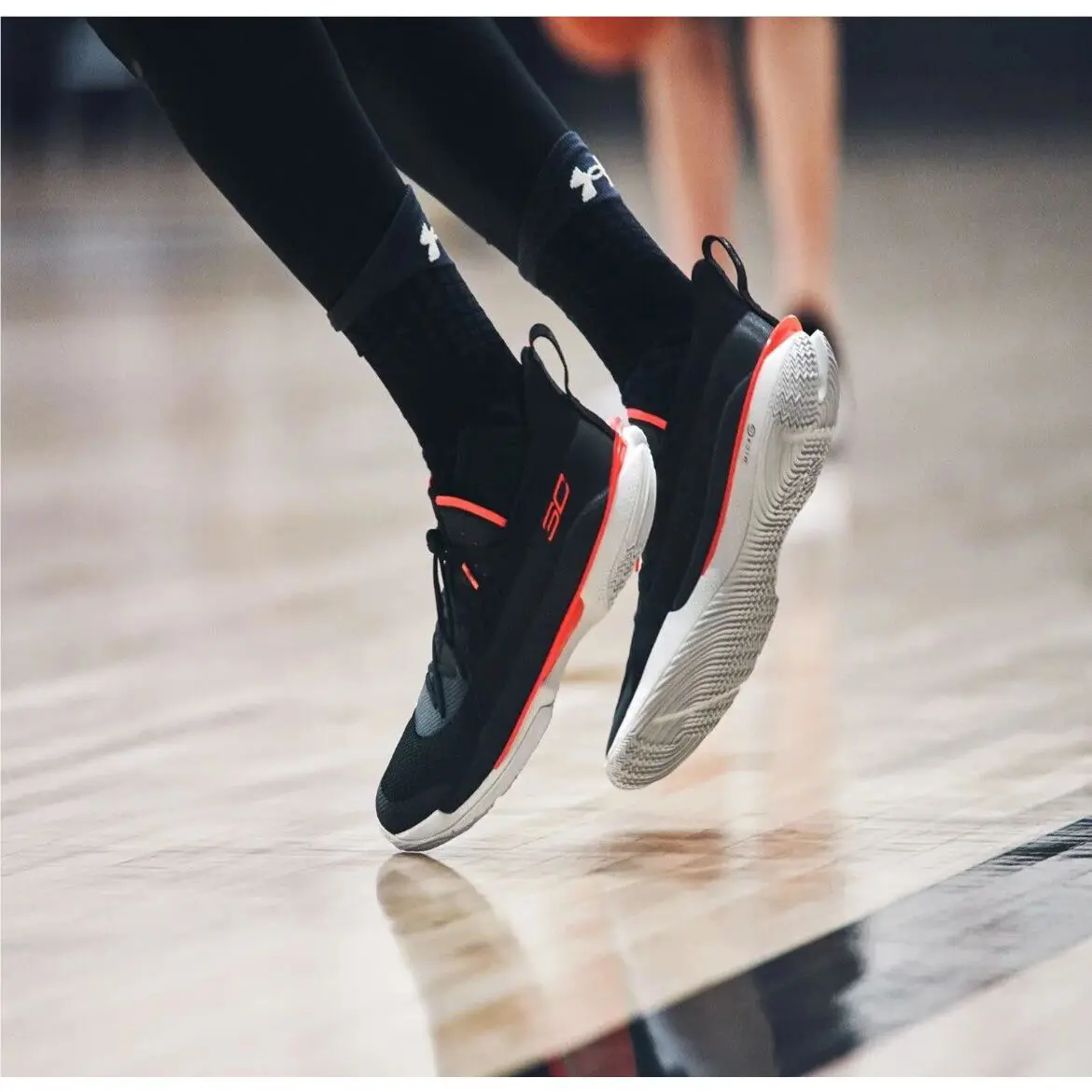 Under Armour shoes - Under Armour Curry 7 - Curry - 3021258-001 - Black 8