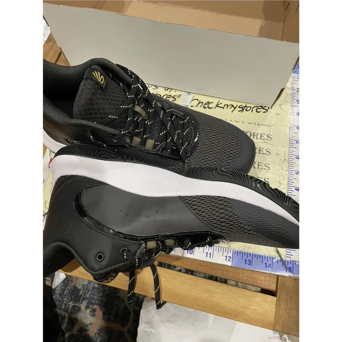Under Armour shoes - Under Armour Curry 3Z6 - Curry - 3025090102 - Black Gold Multi (UPC: 0196040271262) 4