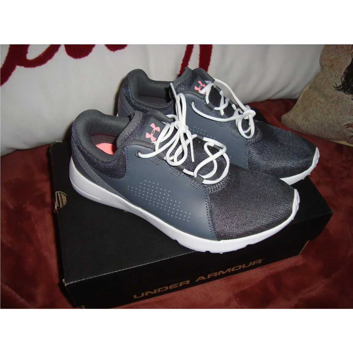 Under Armour shoes - UA W SQUAD - SQUAD - Gray 9