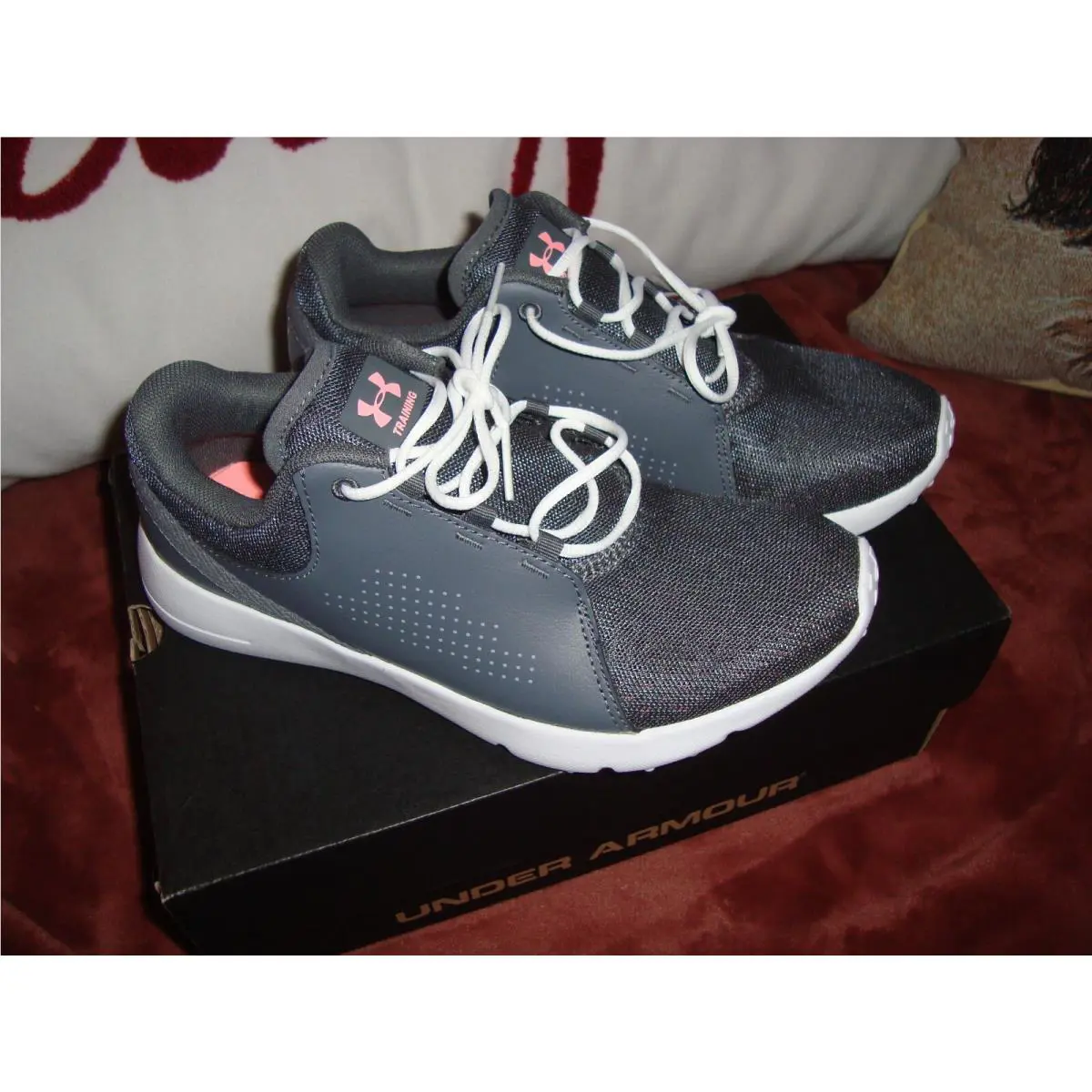 Under Armour shoes - UA W SQUAD - SQUAD - Gray 1