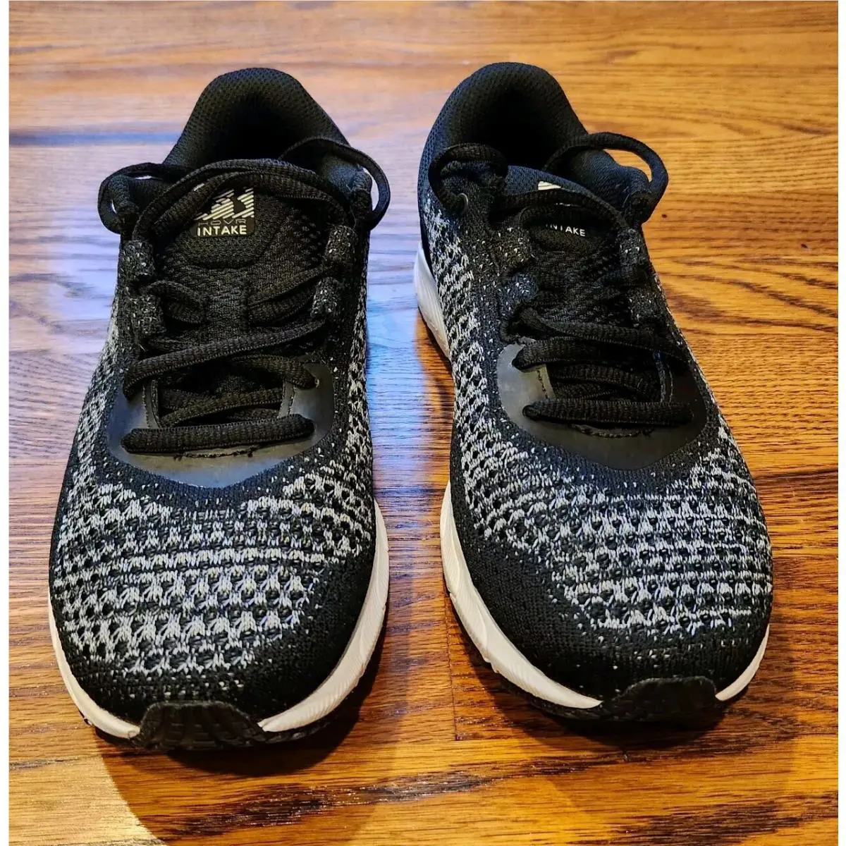 Under Armour shoes - Under Armour HOVR Intake 6 - Black 1