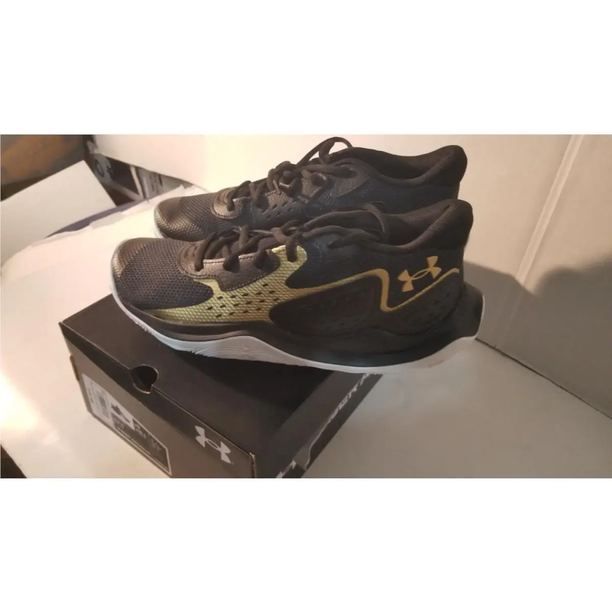 Under Armour shoes - Black (UPC: 196883139118) 7
