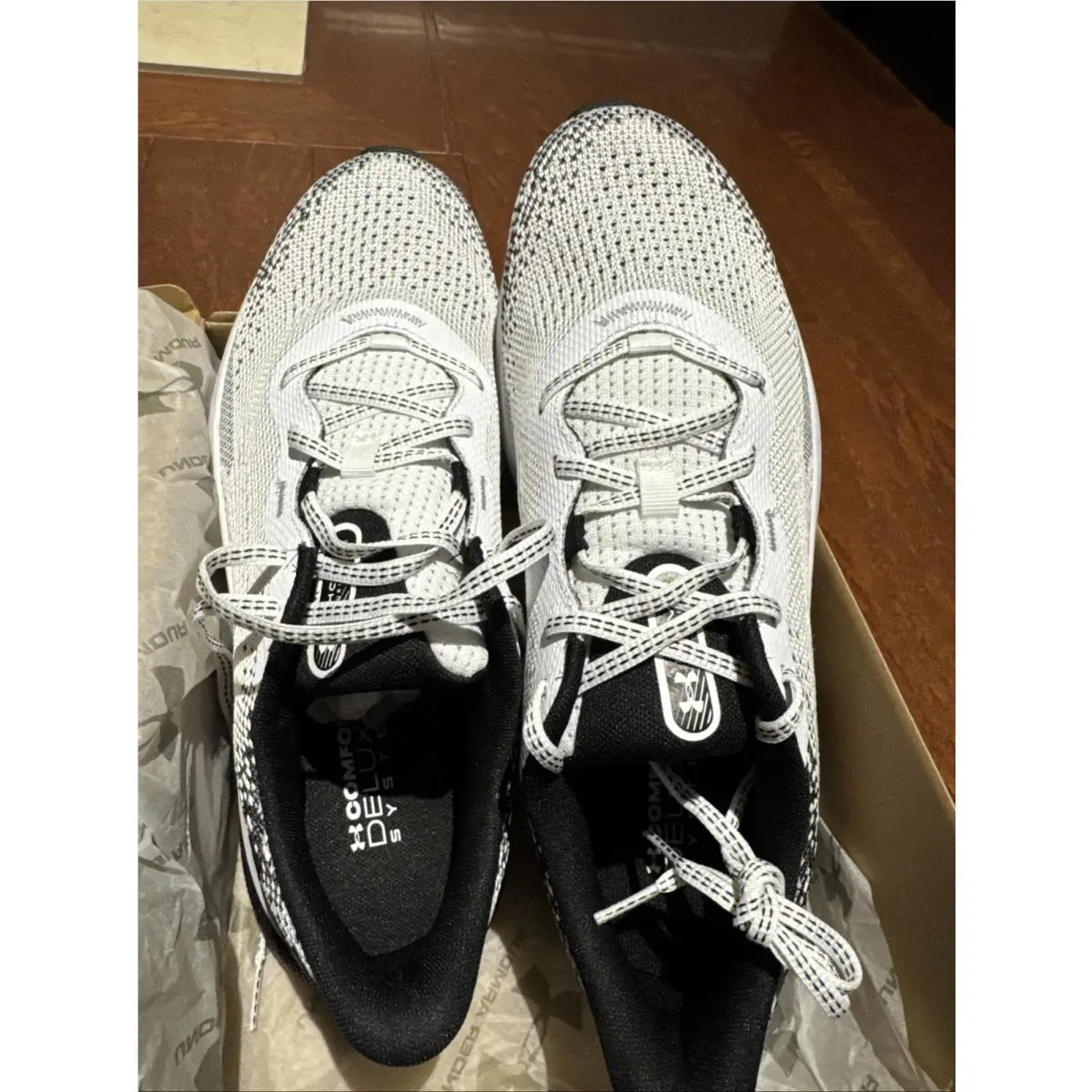 Under Armour shoes - Under Armour HOVR Turbulence 2 - 3026520-105 - White (UPC: 0196884656676) 0