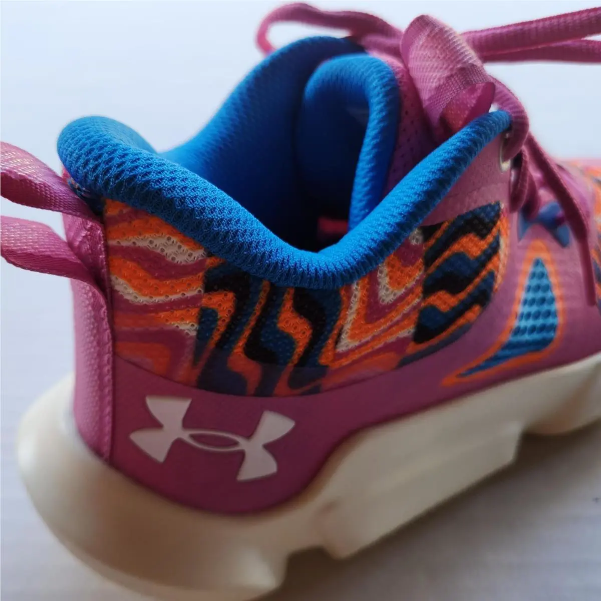Under Armour shoes - Under Armour Flow - Flow - Pink / Orange / Blue / Black / White 6