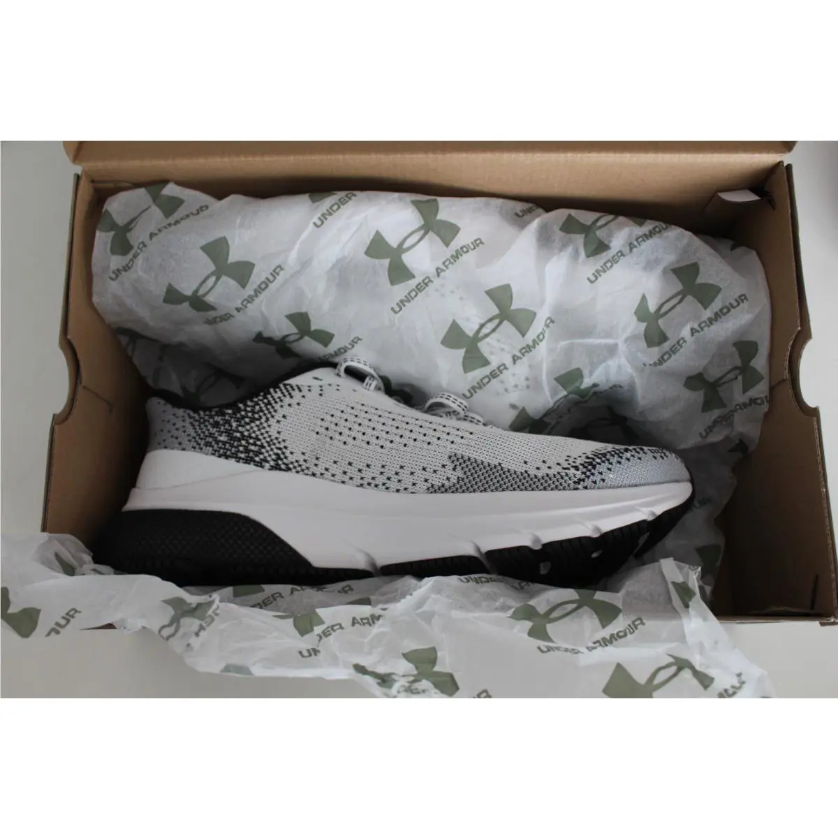 Under Armour shoes - Under Armour HOVR Turbulence - HOVR Turbulence - White 9