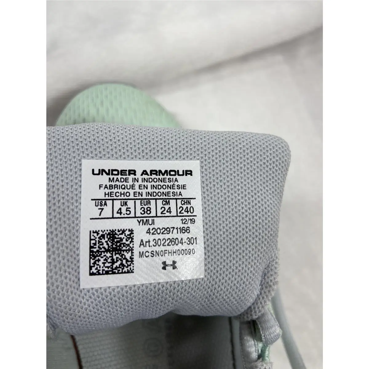 Under Armour shoes - Charged Pursuit 2 - Charged Pursuit - 3022604-301 - Aqua Foam/Halo Gray 5