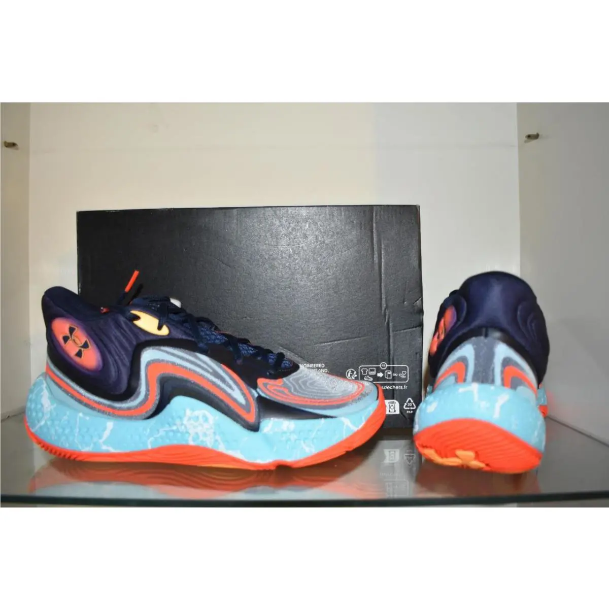 Under Armour shoes - Under Armour Spawn 6 Mid E24 - 3028336 400 - Multicolor (UPC: 197777544674) 1