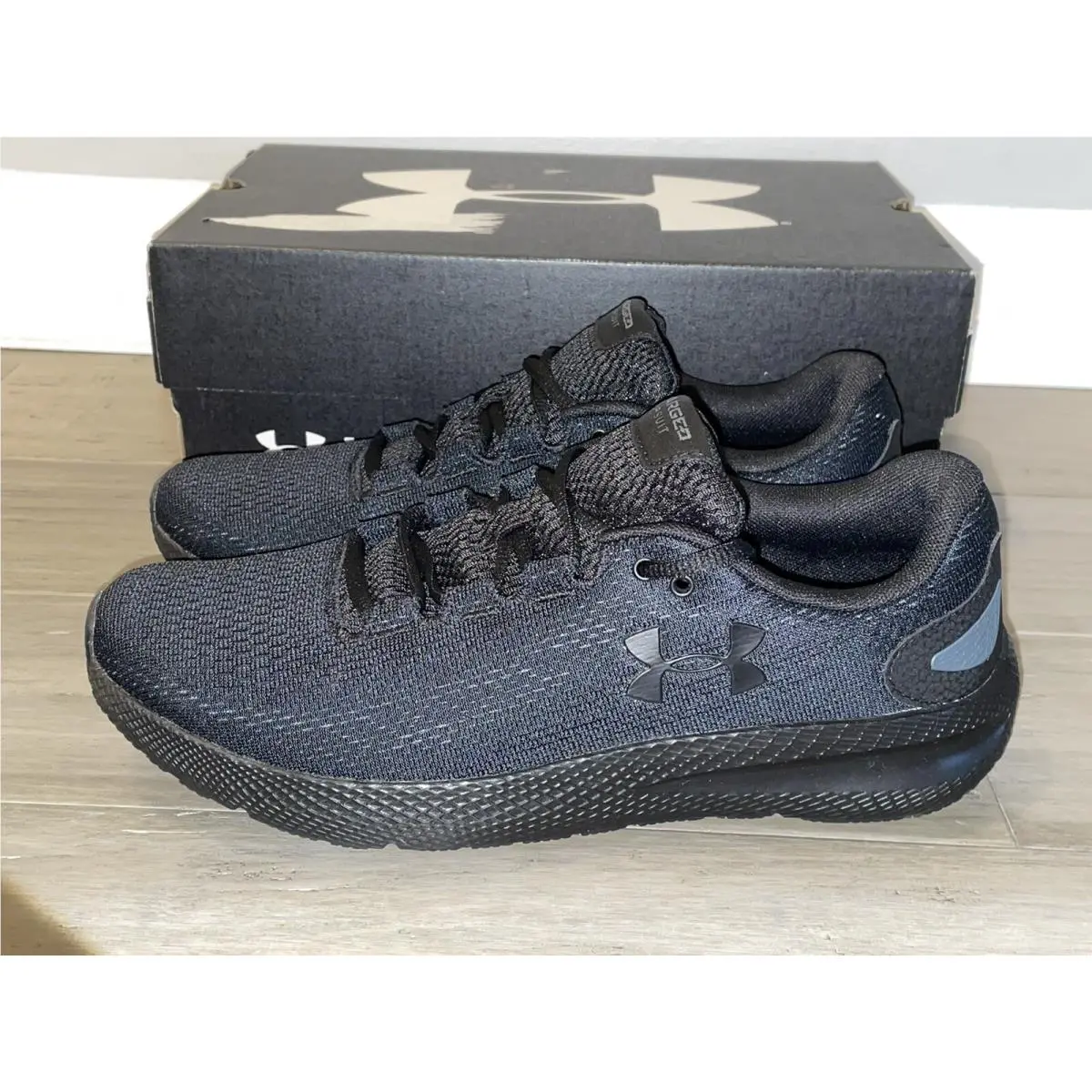 3022604 Women`s 10.5 Black Charged Pursuit 2 Running Shoes by Under Armour