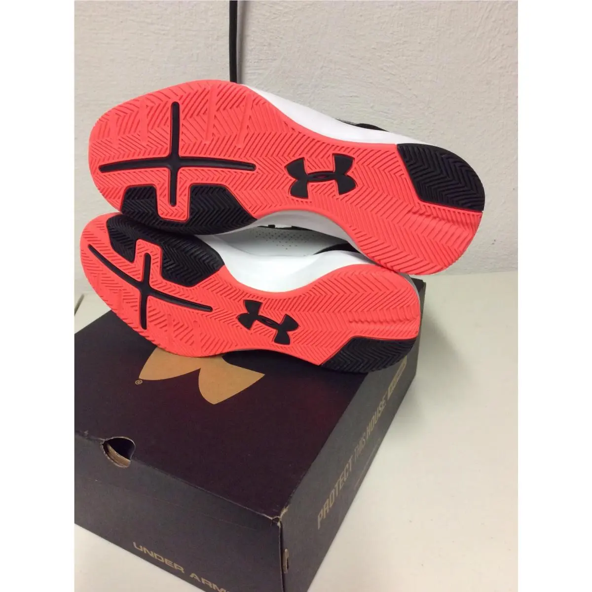 Under Armour shoes - Under Armour Micro G - Micro - 1259034-101 - White 5