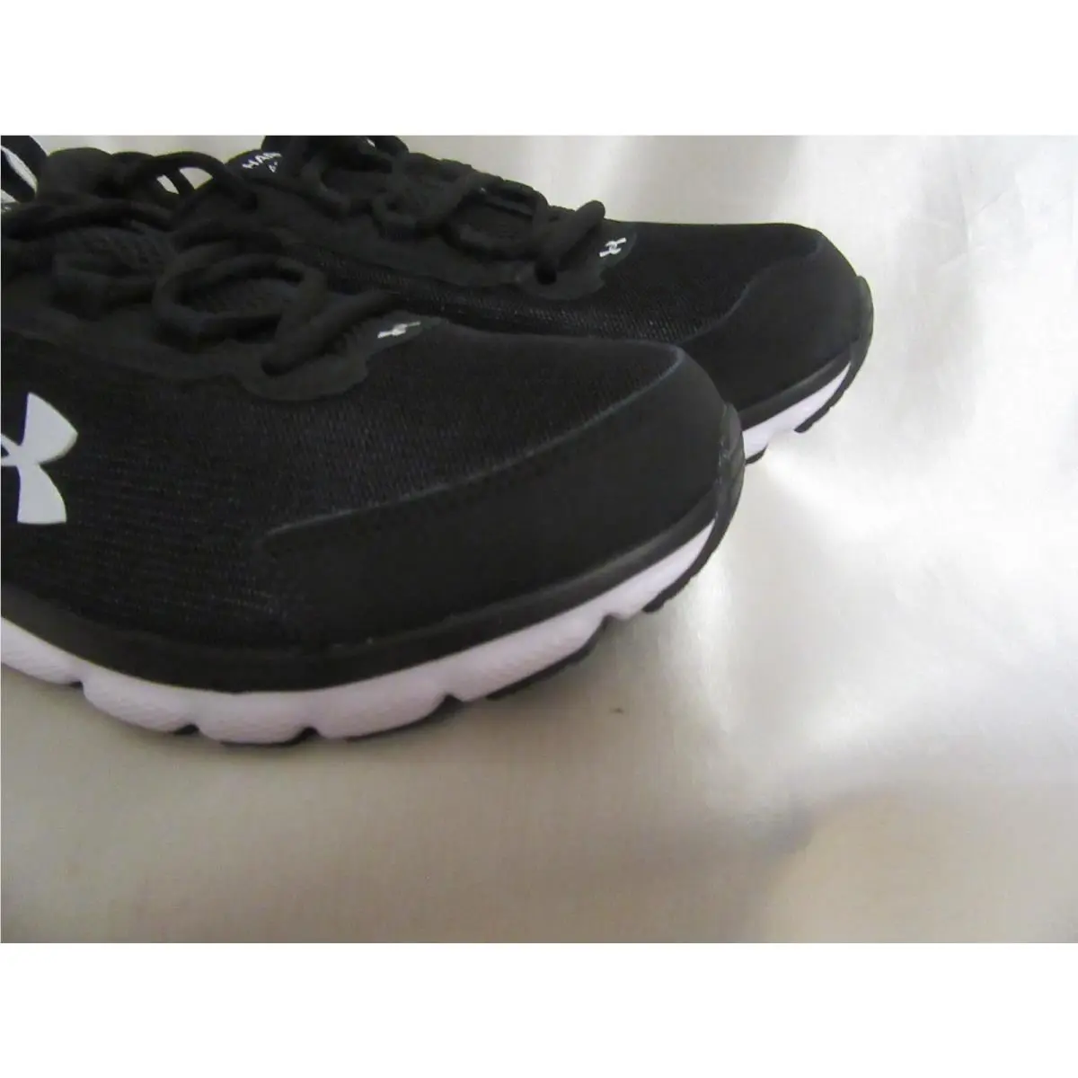 Under Armour shoes - Under Armour Charged Assert - Charged Assert - 3024862 001 - Black 8