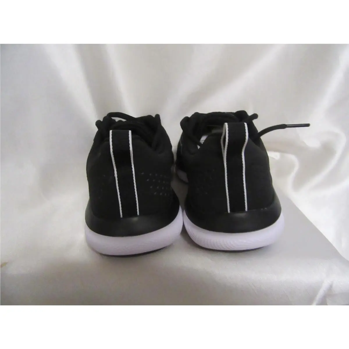 Under Armour shoes - Under Armour Charged Assert - Charged Assert - 3024862 001 - Black 2
