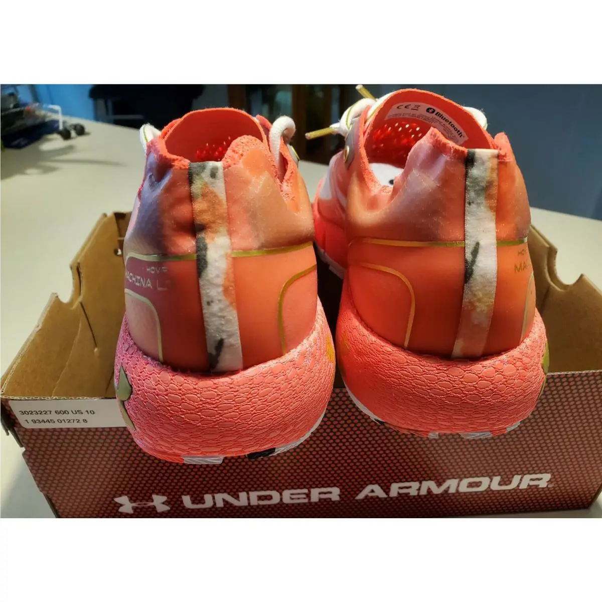 Under Armour shoes - Under Armour Hovr Machina - Hovr Machina - 3023227-600 - Orange 1