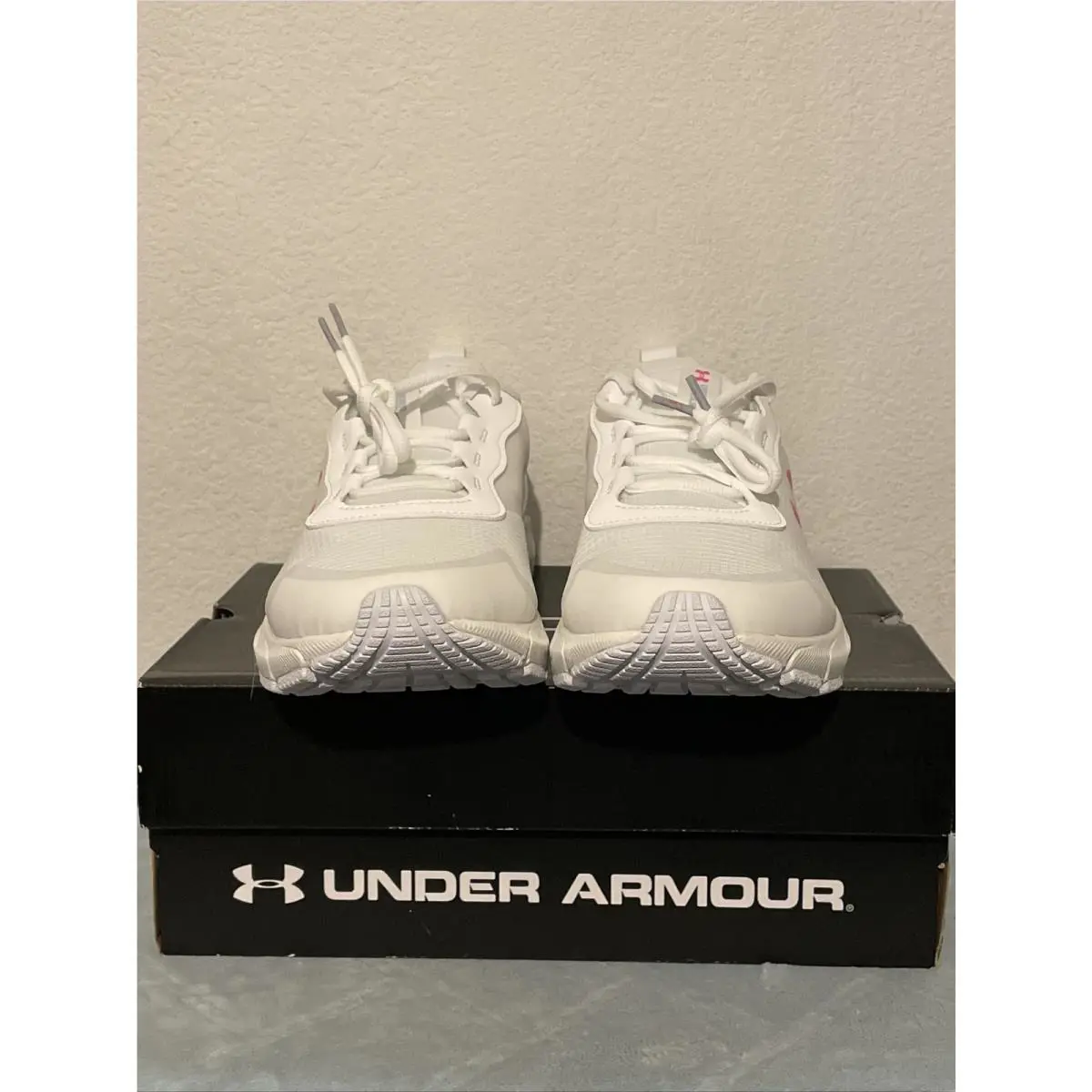 Under Armour shoes - Under armour HOVR Sonic - HOVR Sonic - 3024919-104 - White 1