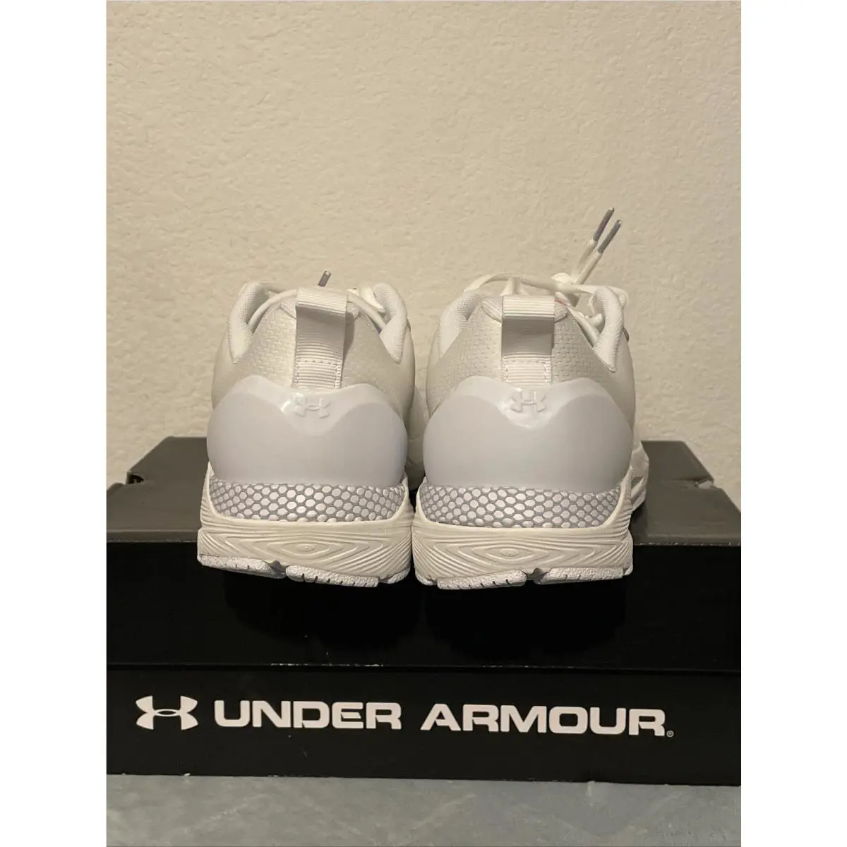Under Armour shoes - Under armour HOVR Sonic - HOVR Sonic - 3024919-104 - White 3
